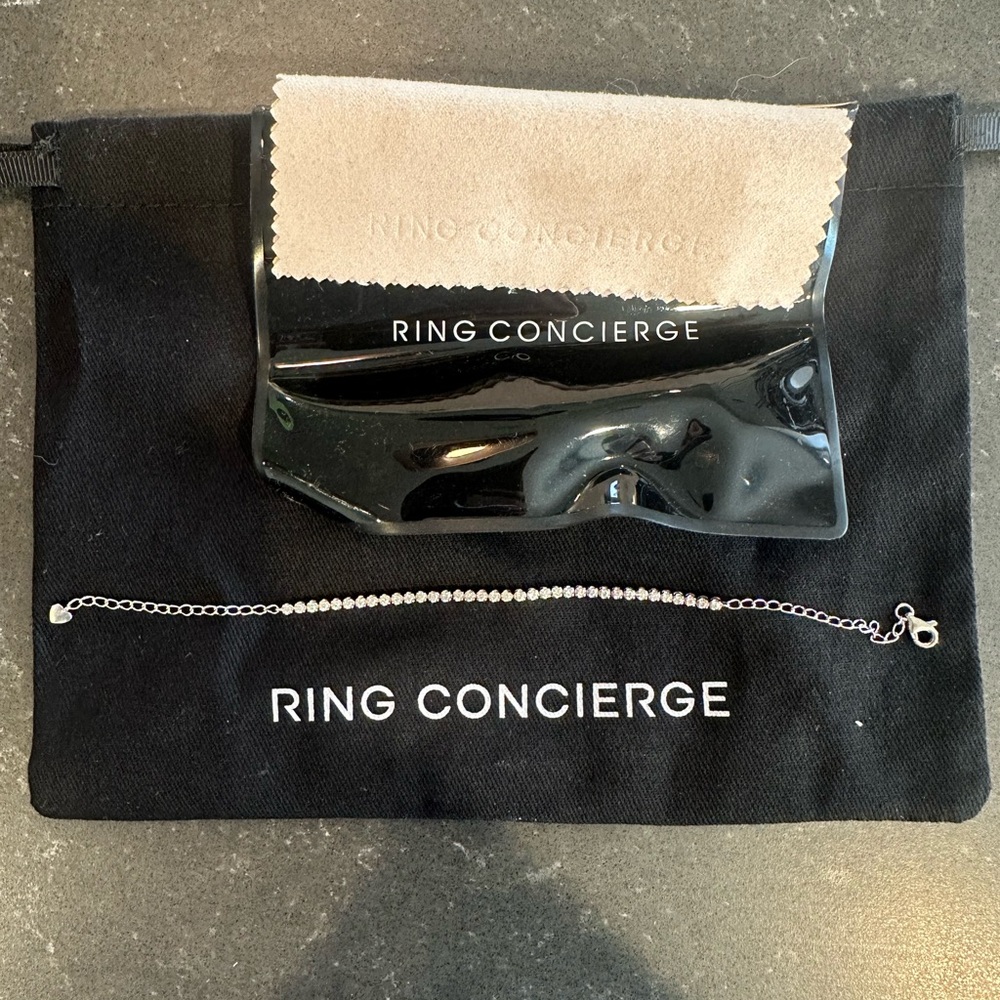 NWT Ring Concierge Tennis Bracelet